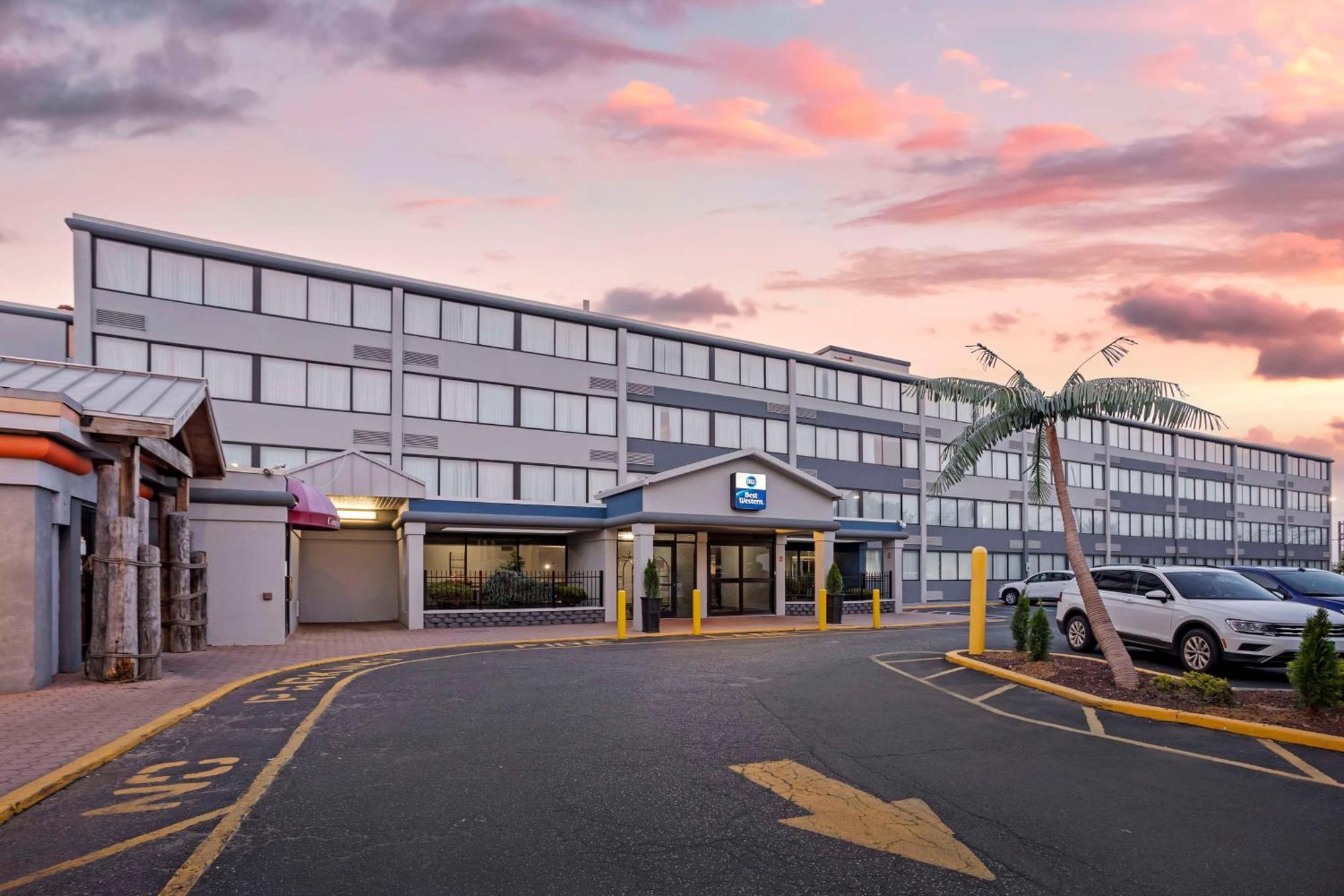 Best Western Rutgers University Hotel East Brunswick Dış mekan fotoğraf