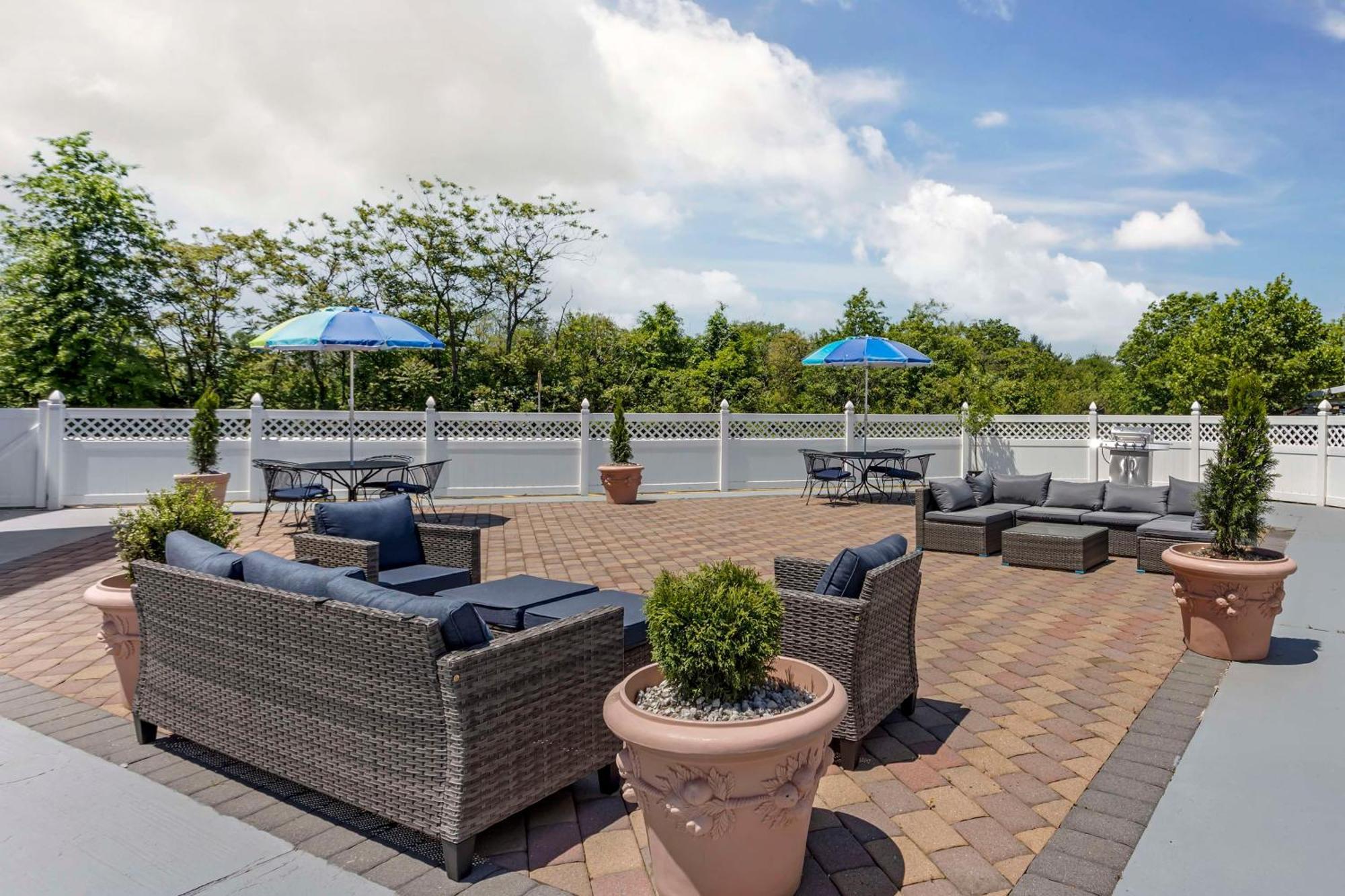 Best Western Rutgers University Hotel East Brunswick Dış mekan fotoğraf