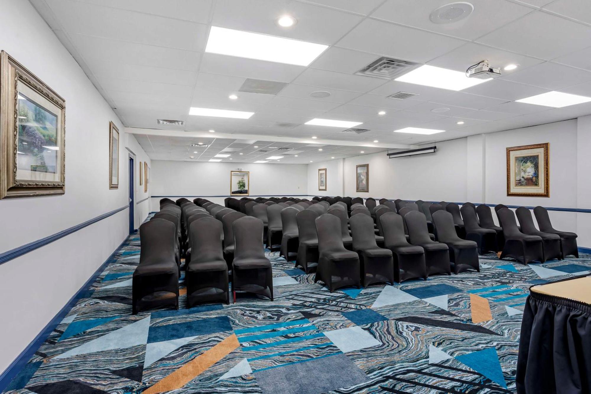 Best Western Rutgers University Hotel East Brunswick Dış mekan fotoğraf