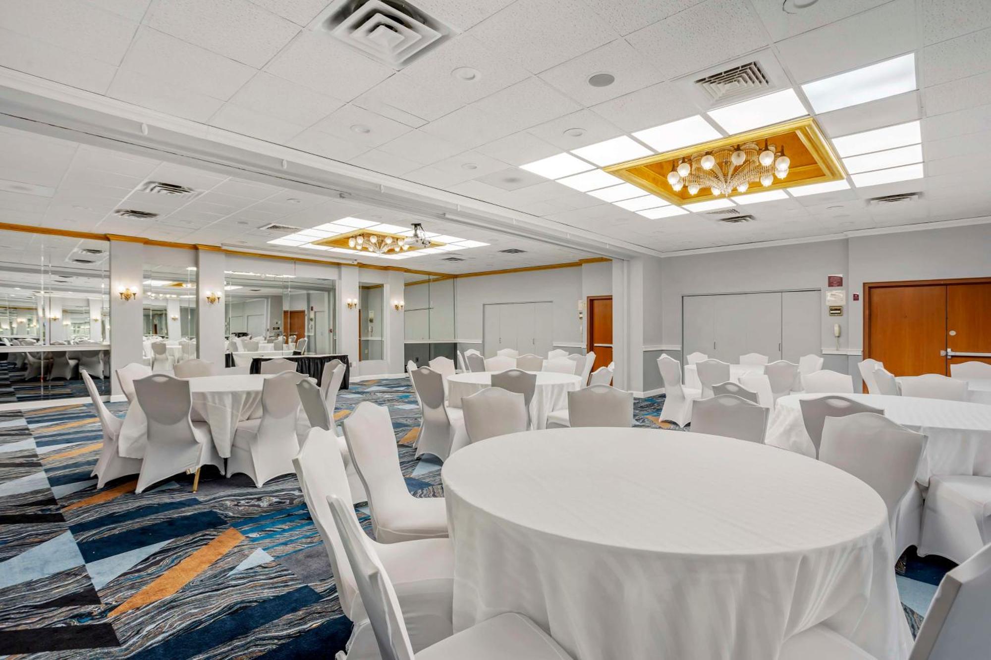 Best Western Rutgers University Hotel East Brunswick Dış mekan fotoğraf