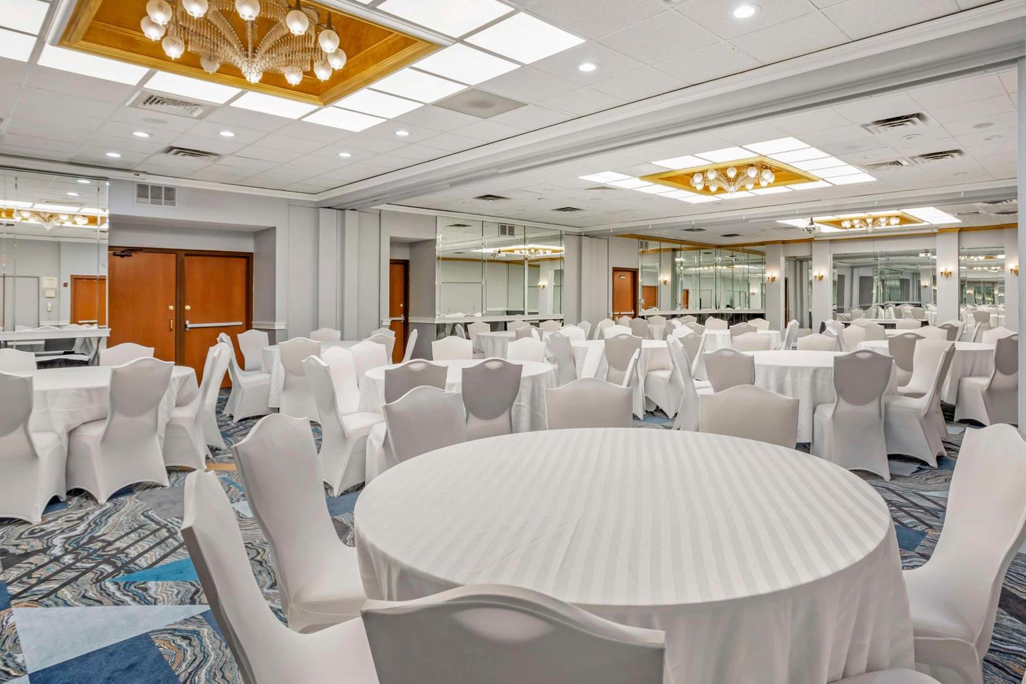 Best Western Rutgers University Hotel East Brunswick Dış mekan fotoğraf