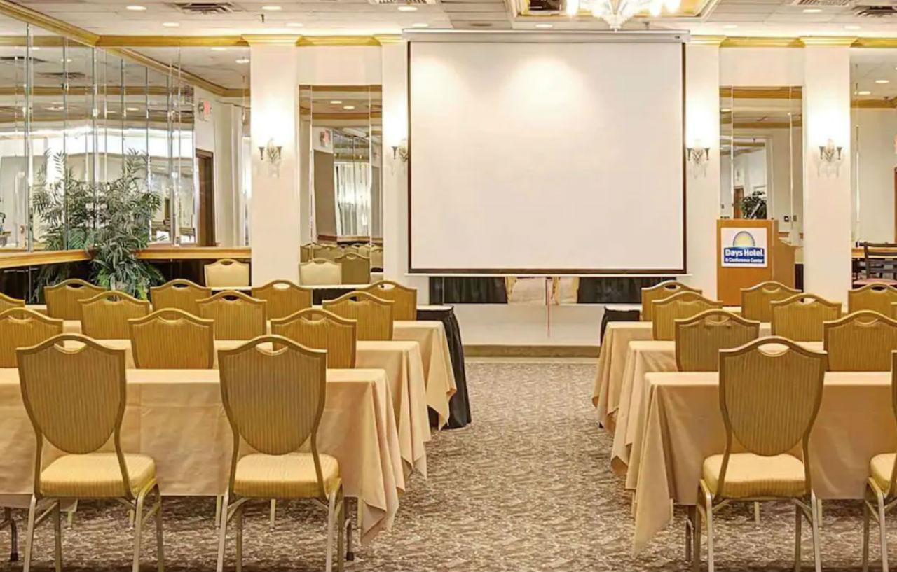 Best Western Rutgers University Hotel East Brunswick Dış mekan fotoğraf